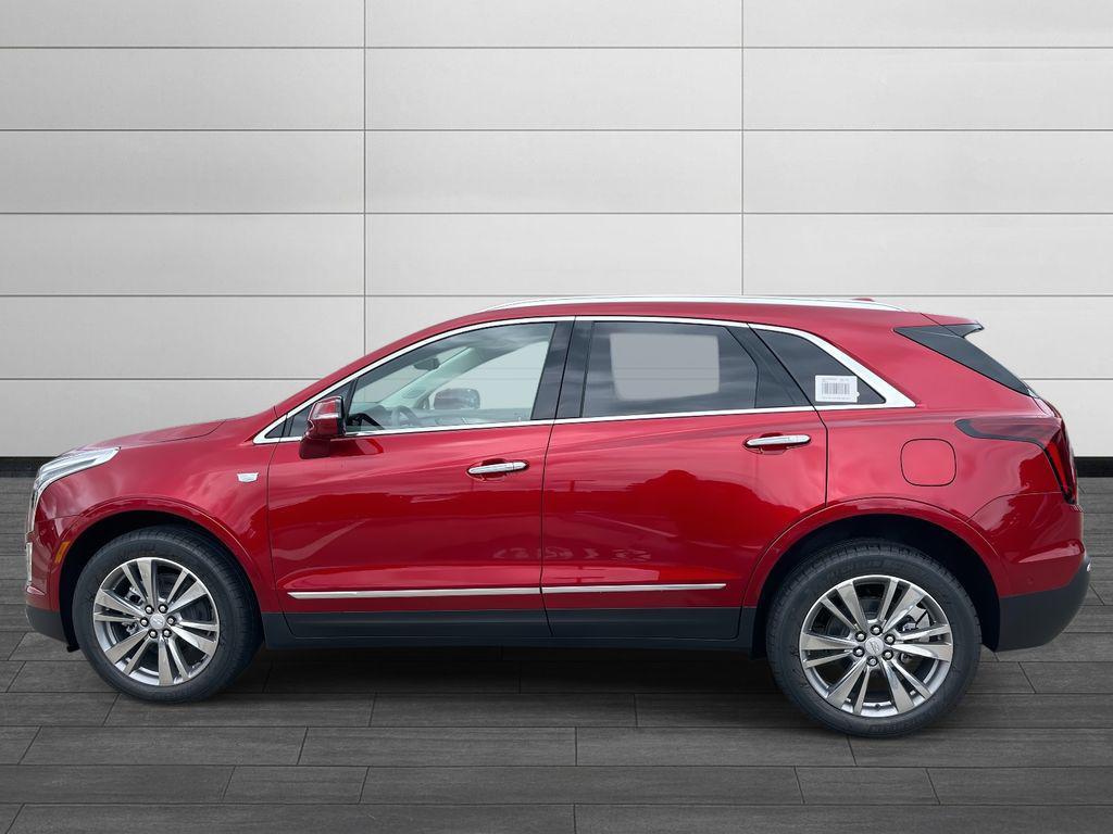 new 2025 Cadillac XT5 car, priced at $57,790