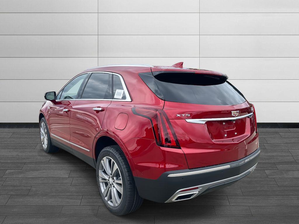 new 2025 Cadillac XT5 car, priced at $57,790