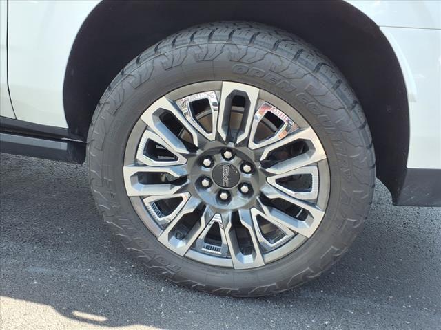 used 2023 GMC Yukon XL car, priced at $72,499