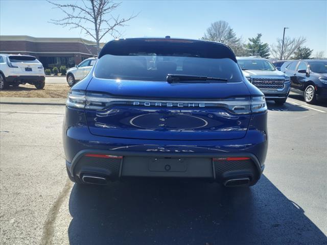 used 2022 Porsche Macan car