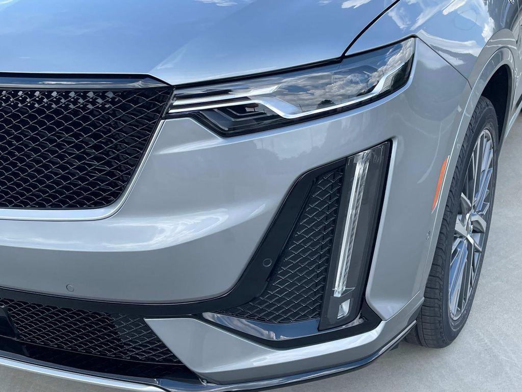 new 2025 Cadillac XT6 car, priced at $67,840