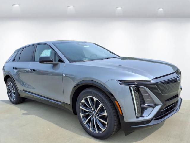 new 2025 Cadillac LYRIQ car, priced at $69,090