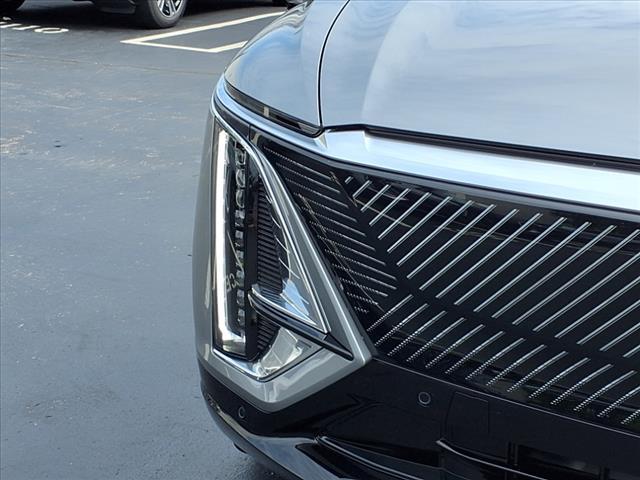 new 2025 Cadillac LYRIQ car, priced at $68,590