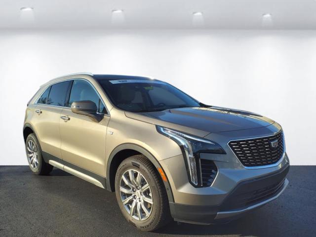 used 2022 Cadillac XT4 car, priced at $27,900