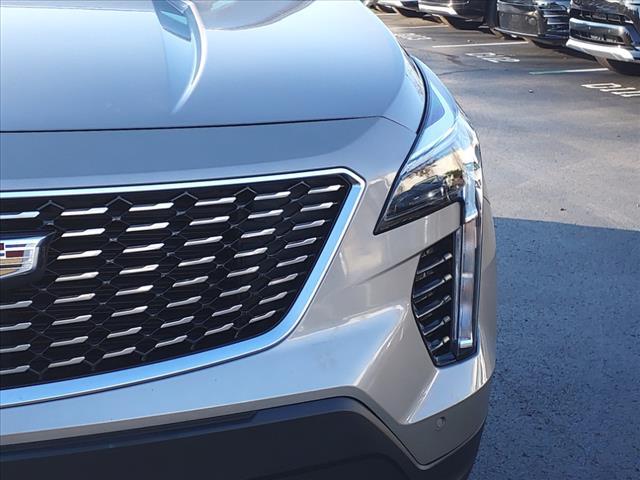 used 2022 Cadillac XT4 car, priced at $27,900