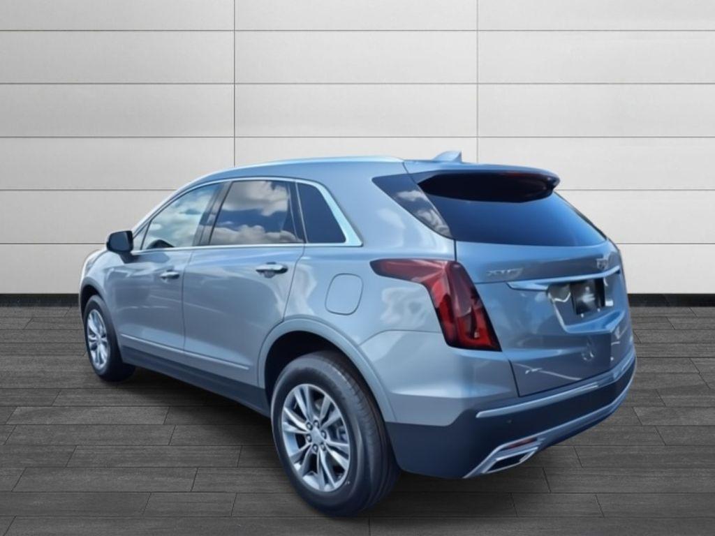 used 2023 Cadillac XT5 car, priced at $41,990