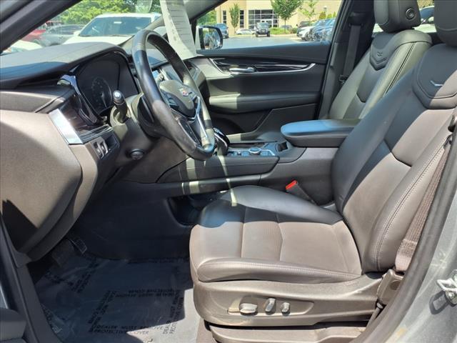 used 2023 Cadillac XT5 car, priced at $41,990