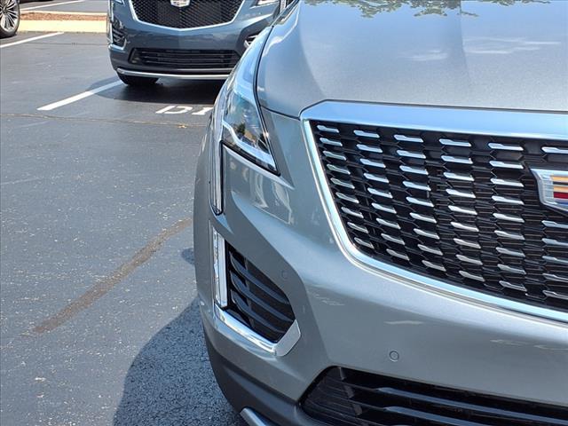 used 2023 Cadillac XT5 car, priced at $41,990