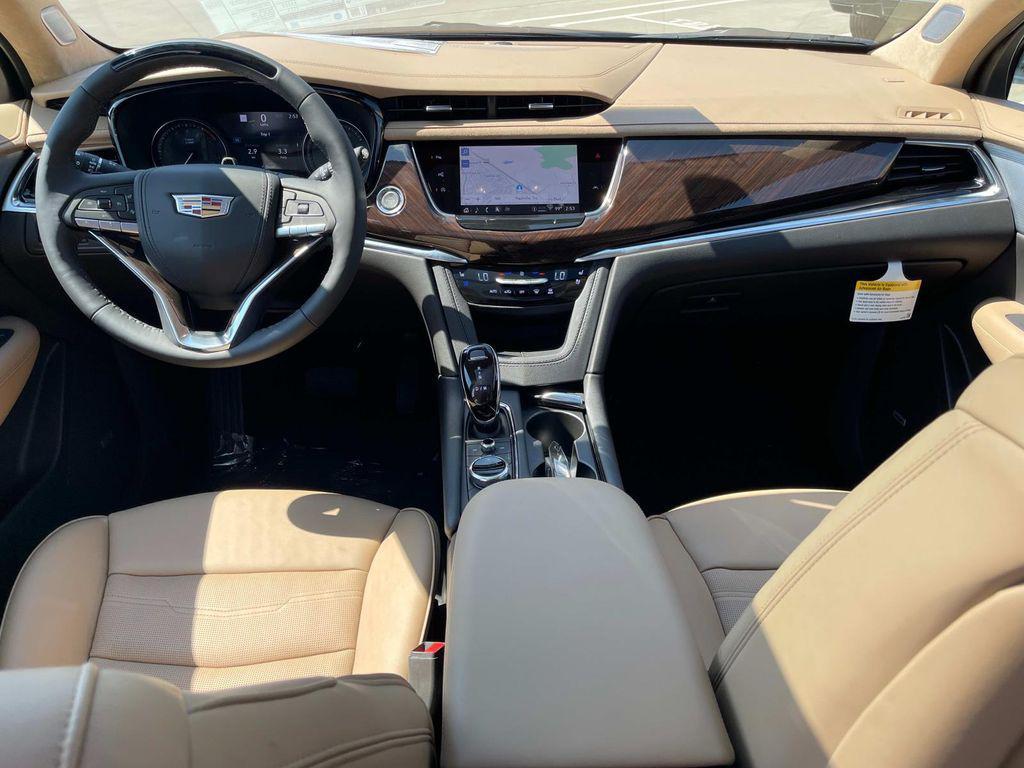 new 2025 Cadillac XT6 car, priced at $73,015