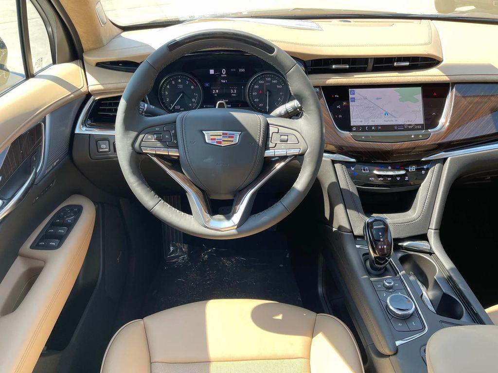 new 2025 Cadillac XT6 car, priced at $73,015
