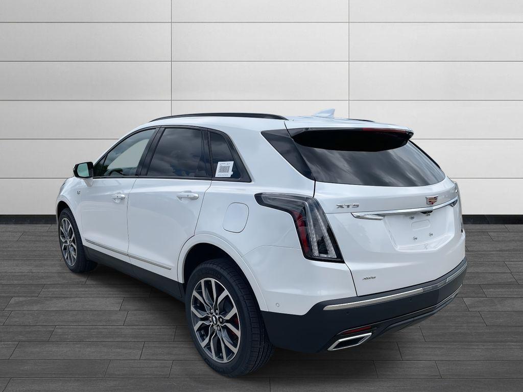 new 2025 Cadillac XT5 car, priced at $65,435