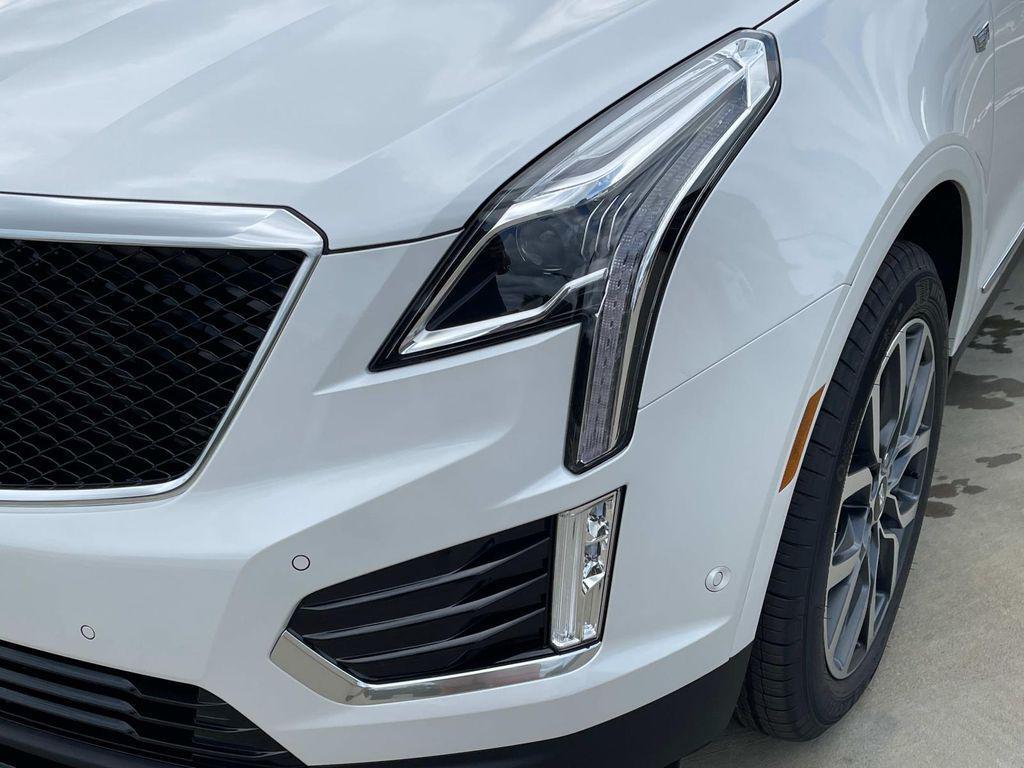 new 2025 Cadillac XT5 car, priced at $65,435