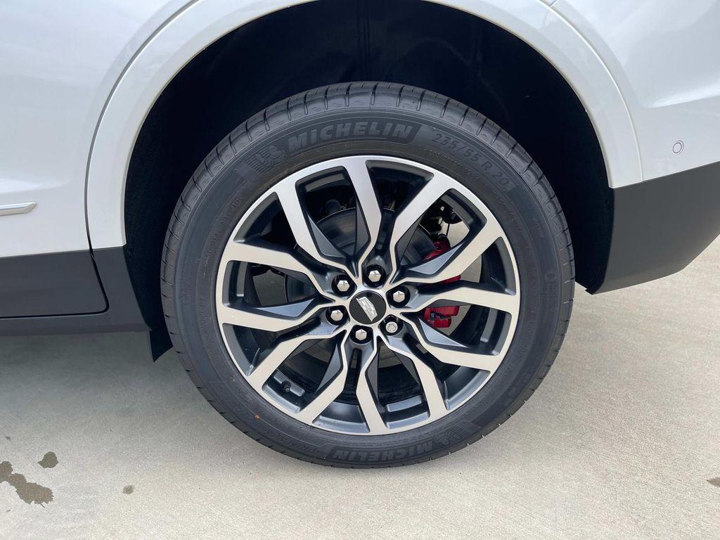 new 2025 Cadillac XT5 car, priced at $65,435