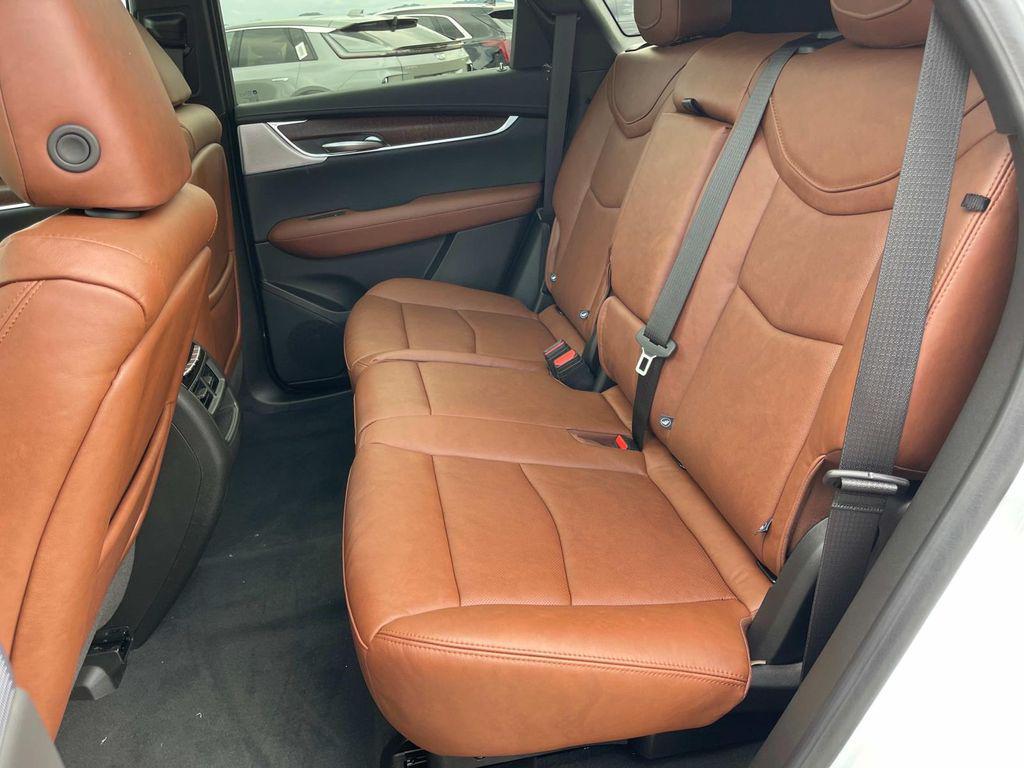 new 2025 Cadillac XT5 car, priced at $65,435