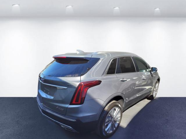 new 2025 Cadillac XT5 car, priced at $52,990