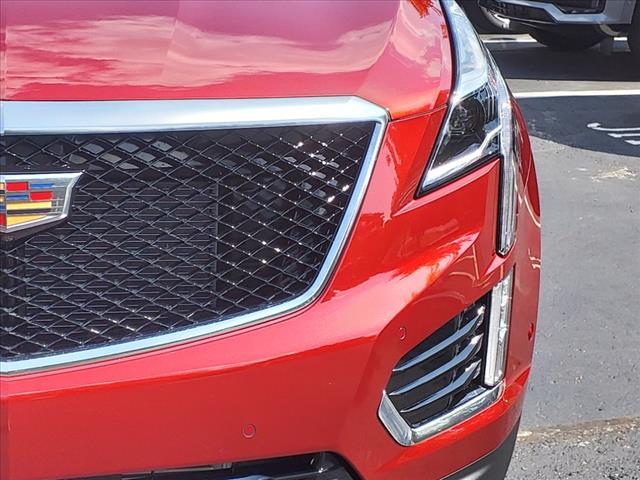 new 2025 Cadillac XT5 car, priced at $62,690