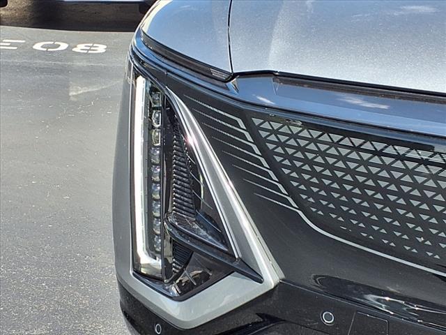 new 2025 Cadillac LYRIQ car, priced at $68,990