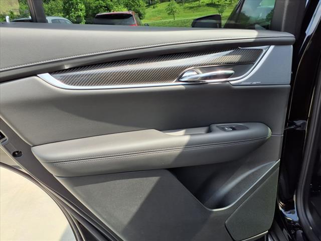 new 2025 Cadillac XT6 car, priced at $68,465