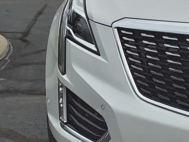 new 2024 Cadillac XT5 car, priced at $55,090