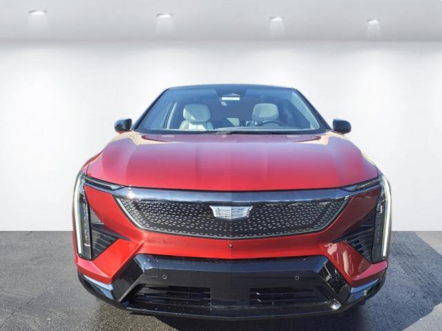 new 2025 Cadillac OPTIQ car, priced at $56,815