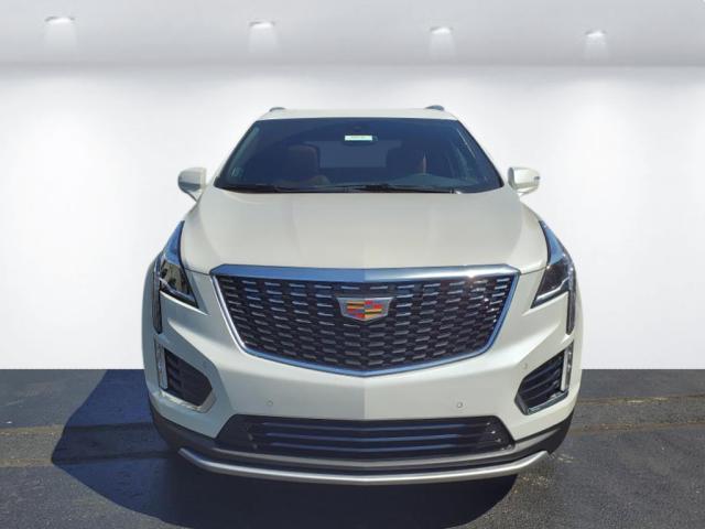 new 2025 Cadillac XT5 car, priced at $55,860