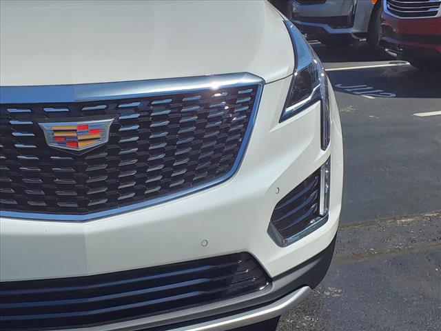 new 2025 Cadillac XT5 car, priced at $55,860