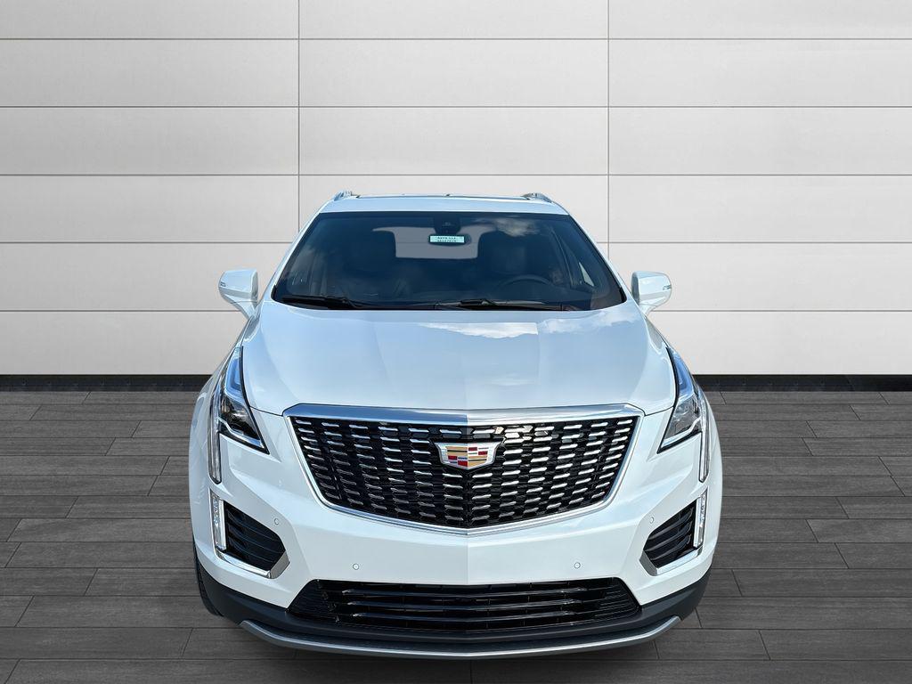 new 2025 Cadillac XT5 car, priced at $54,515