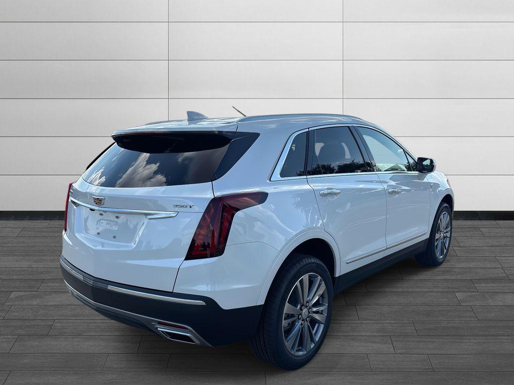 new 2025 Cadillac XT5 car, priced at $54,515