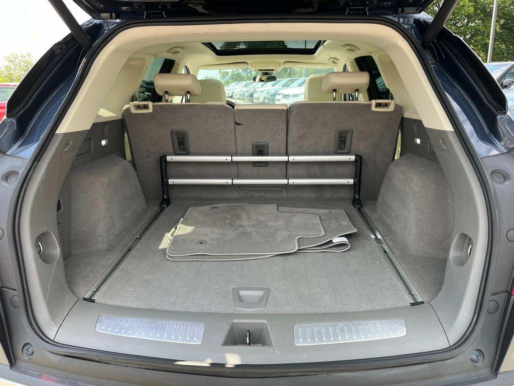 used 2018 Cadillac XT5 car, priced at $17,875