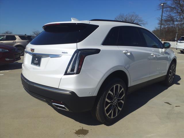 new 2025 Cadillac XT5 car, priced at $62,690