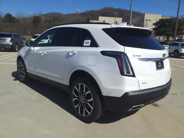 new 2025 Cadillac XT5 car, priced at $62,690