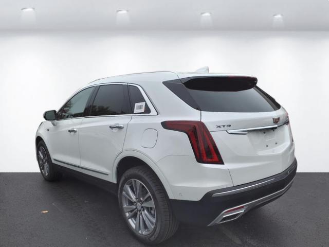 new 2025 Cadillac XT5 car, priced at $56,490