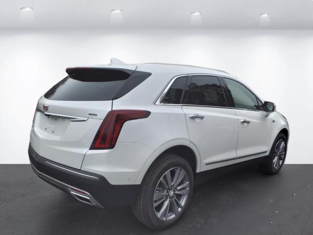 new 2025 Cadillac XT5 car, priced at $56,490