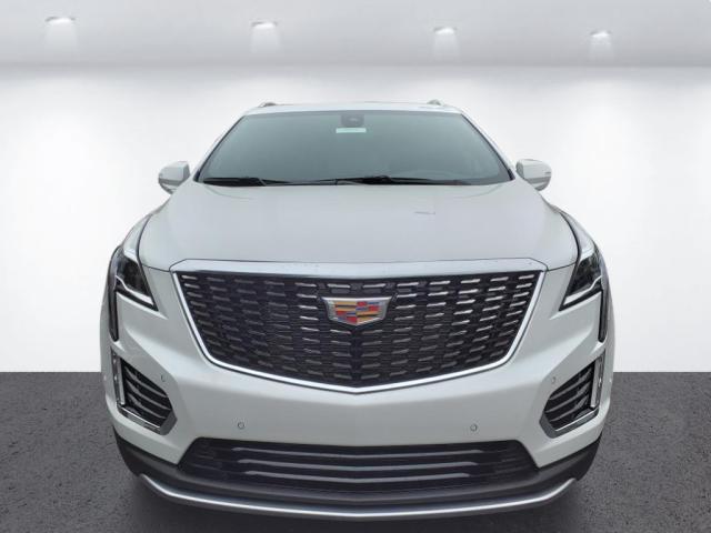 new 2025 Cadillac XT5 car, priced at $56,490