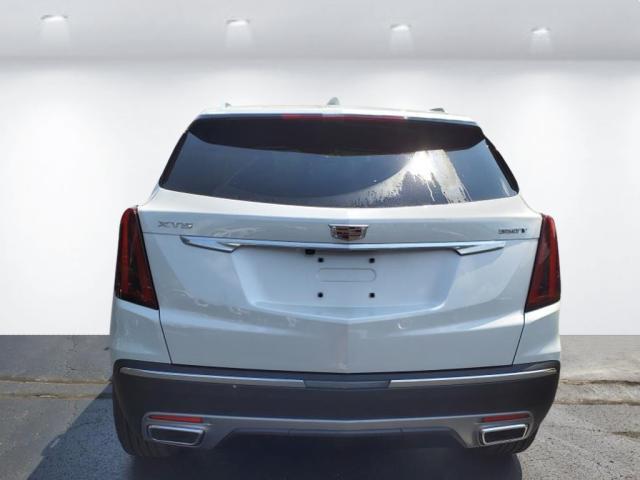 new 2025 Cadillac XT5 car, priced at $53,215