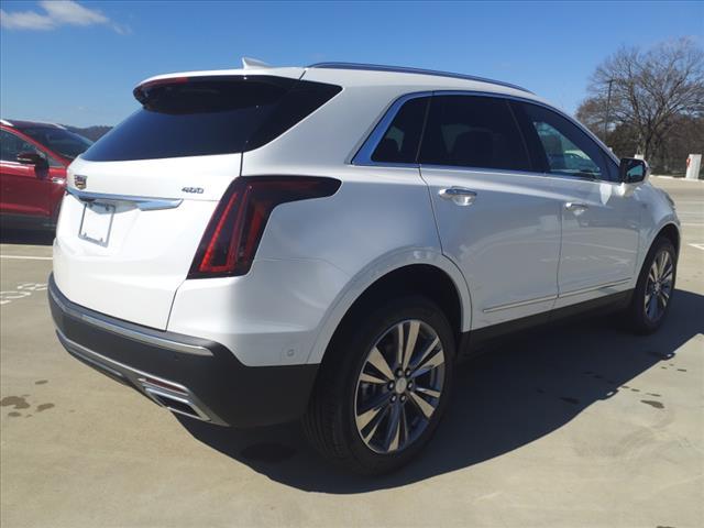 new 2025 Cadillac XT5 car, priced at $56,490