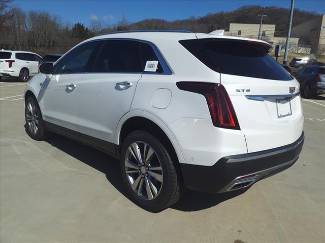 new 2025 Cadillac XT5 car, priced at $56,490