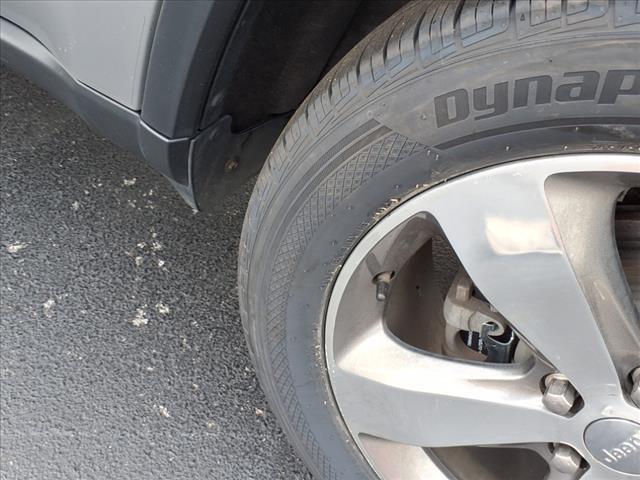 used 2015 Jeep Grand Cherokee car, priced at $12,996