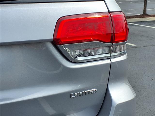 used 2015 Jeep Grand Cherokee car, priced at $12,996