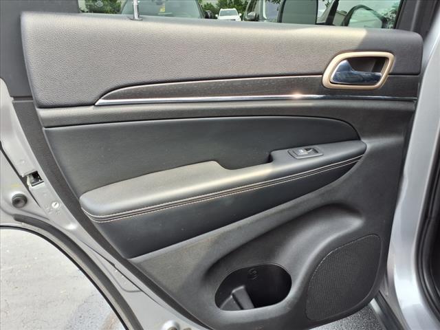 used 2015 Jeep Grand Cherokee car, priced at $12,996
