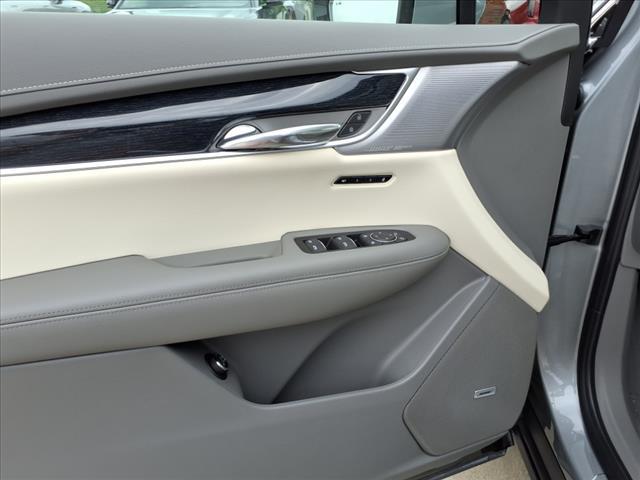 new 2025 Cadillac XT6 car, priced at $61,940