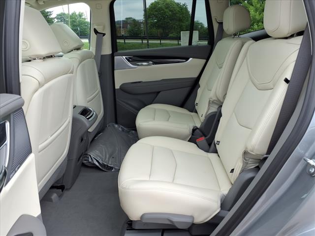 new 2025 Cadillac XT6 car, priced at $61,940