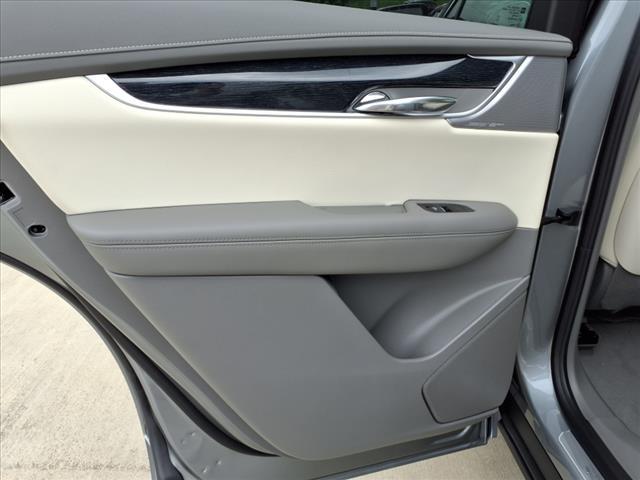 new 2025 Cadillac XT6 car, priced at $61,940