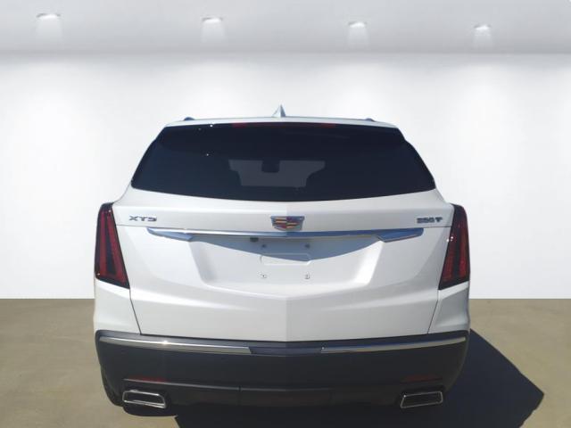 new 2025 Cadillac XT5 car, priced at $46,915