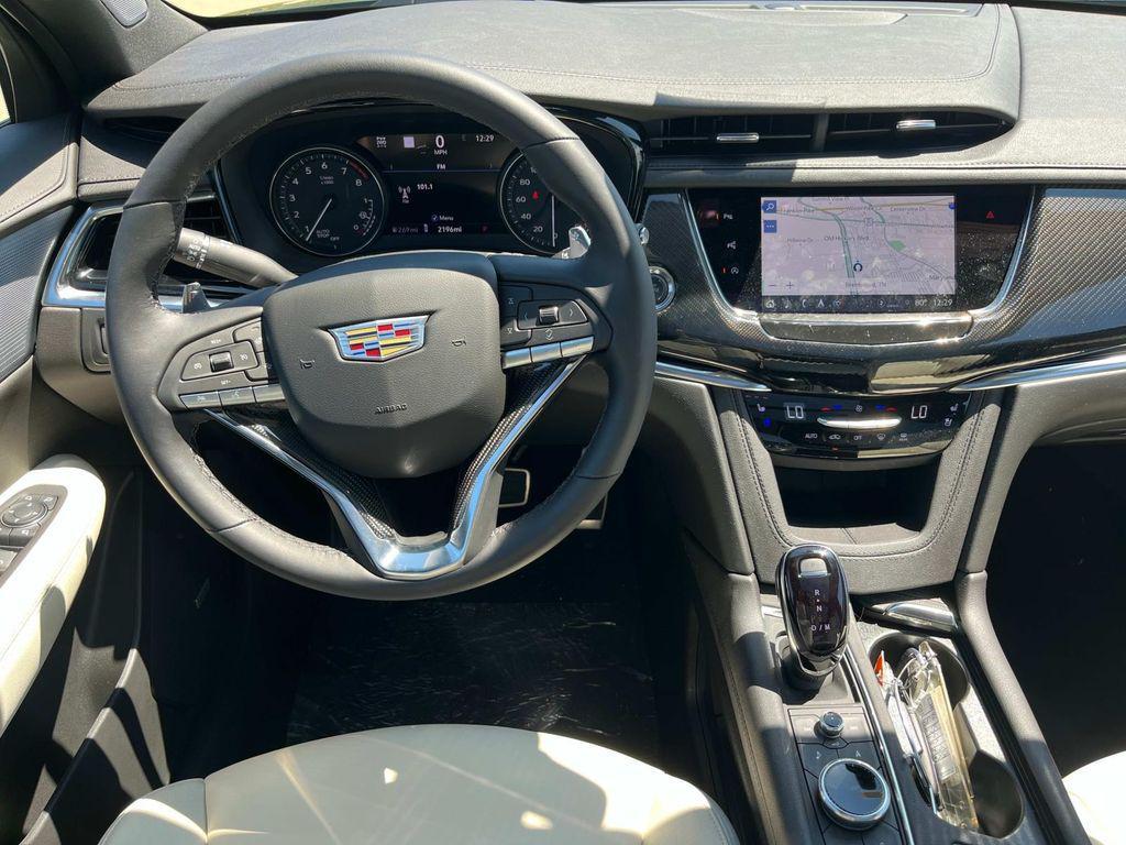new 2025 Cadillac XT6 car, priced at $67,265