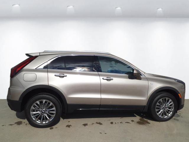 new 2025 Cadillac XT4 car, priced at $45,365