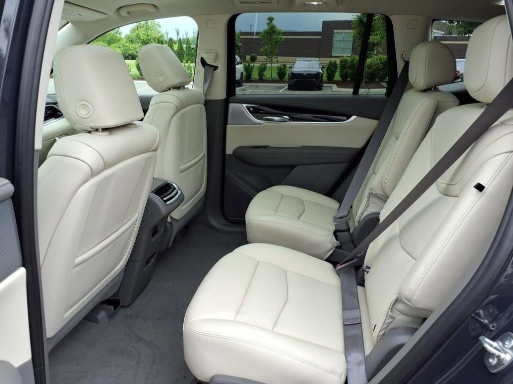 new 2025 Cadillac XT6 car, priced at $61,965