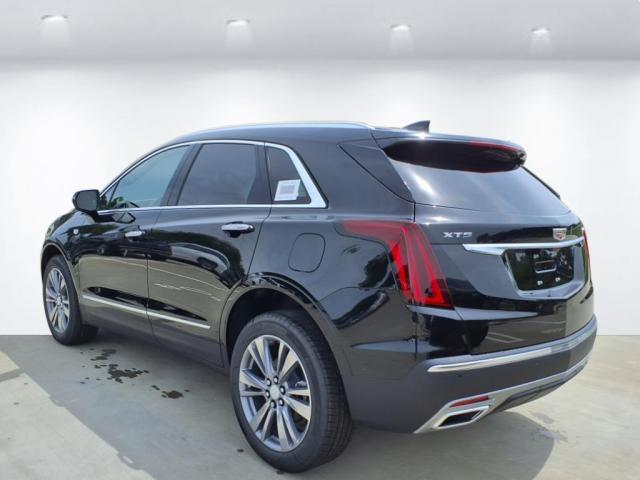 new 2025 Cadillac XT5 car, priced at $57,190