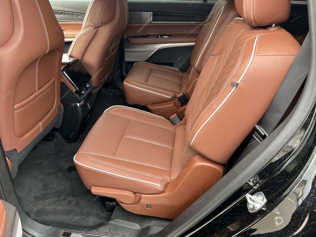 new 2026 Cadillac VISTIQ car, priced at $98,815