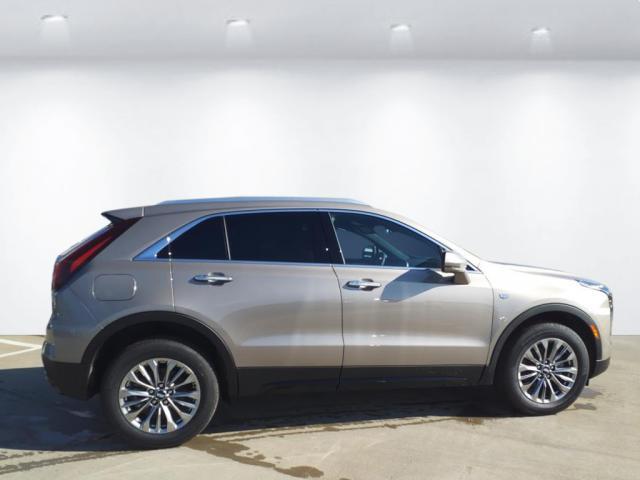 new 2025 Cadillac XT4 car, priced at $45,365